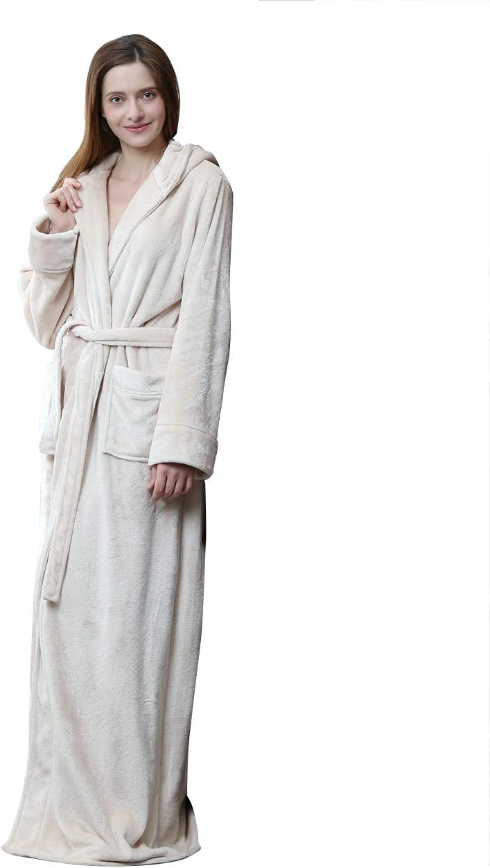 Comfortabele fleece badjas, uniseks, met zachte capuchon voor warmte en welzijn.