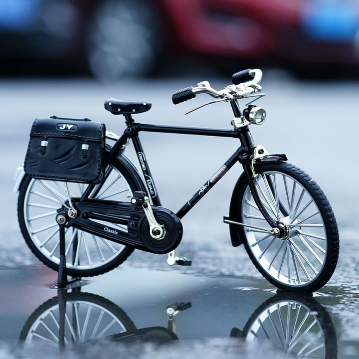 Nostalgisch ClassiCycle bouwset; een uniek hobby project voor volwassenen en een generatieverbinder cadeau.