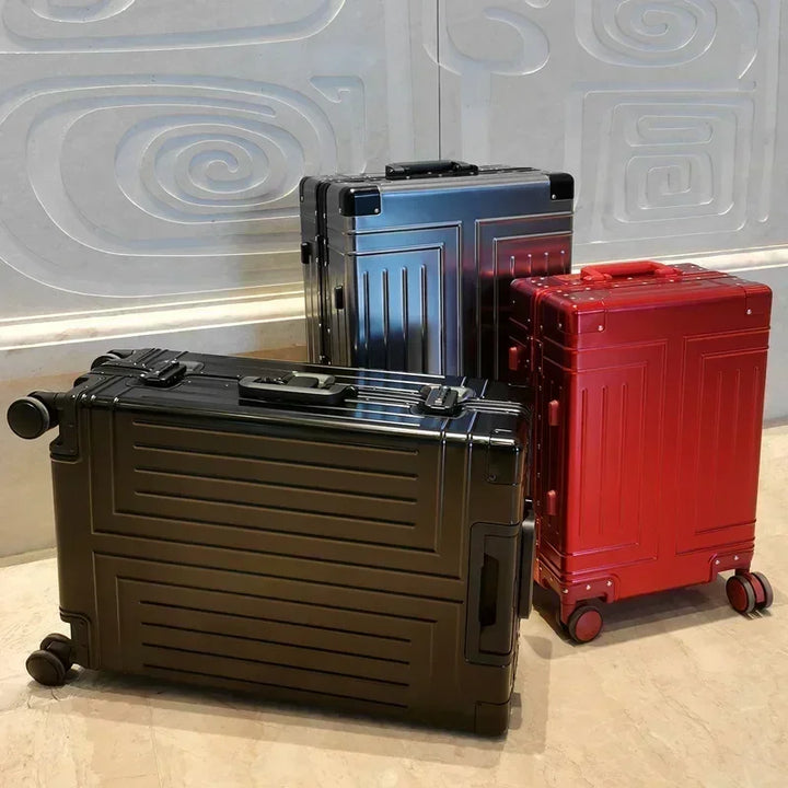 Robuuste aluminium reiskoffer Valletta voor duurzaam en zorgeloos bagagetransport, inclusief hardshell bescherming.
