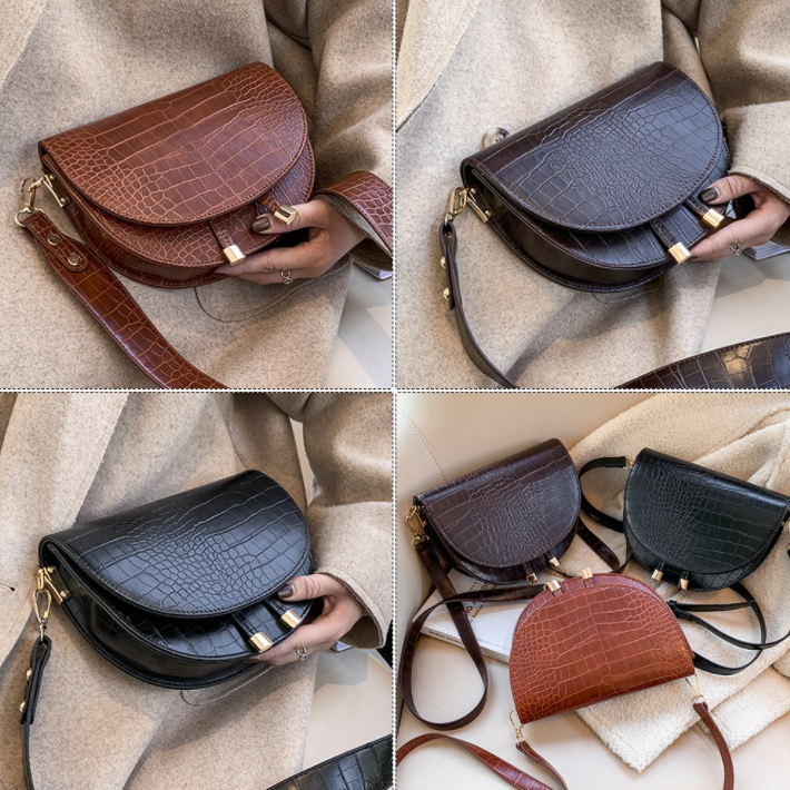 Modieuze chocolade bruine dames crossbody tas. Chelsey model met gedetailleerde krokodillenprint.