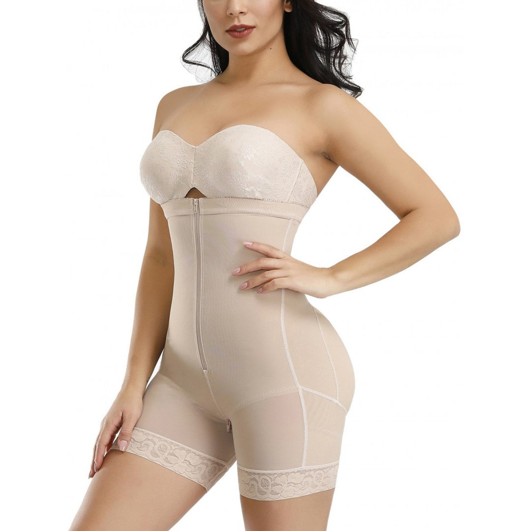 Afslankende shapewear voor vrouwen, creëert een soepele lijn en verbetert de houding.