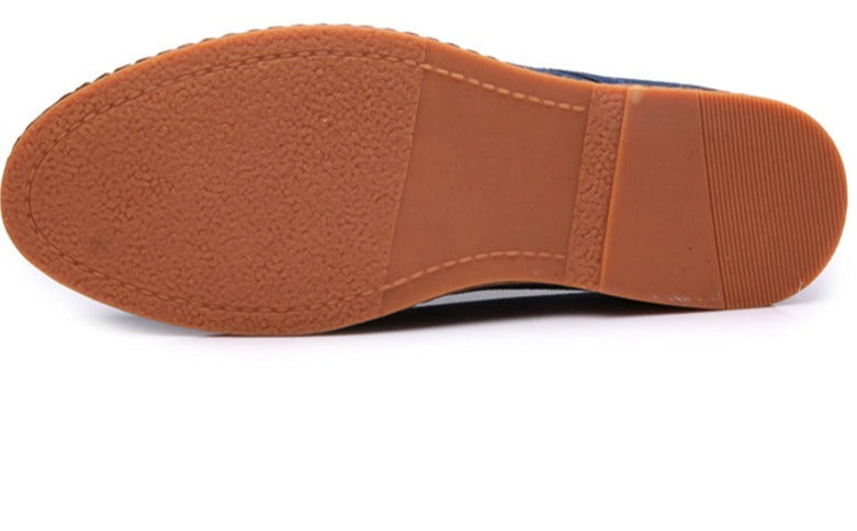 Hoge kwaliteit leren heren Oxford schoenen, essentieel voor een professionele en modieuze uitstraling.