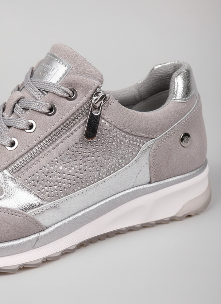Lichtgewicht orthopedische damessneakers, perfect voor comfortabel dagelijks gebruik en wandelen.