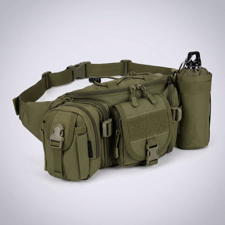 PackForge waterdichte MOLLE heuptas voor avonturiers, robuust en functioneel, ideaal voor tactisch outdoor gebruik.